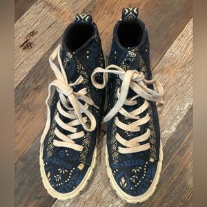 Super cute Farm Rio sneakers